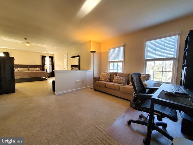 529 GLEN MEADOW RD, Richboro, PA 18954