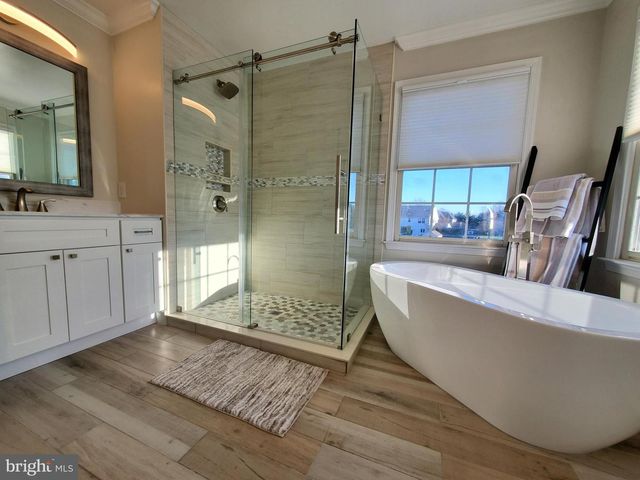 529 GLEN MEADOW RD, Richboro, PA 18954