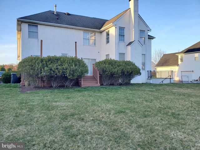 529 GLEN MEADOW RD, Richboro, PA 18954