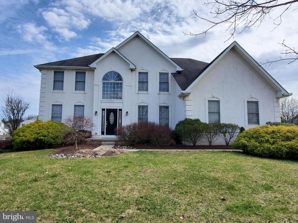 529 GLEN MEADOW RD, Richboro, PA 18954