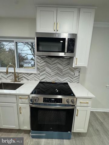 8300 HIGHLAND ST, Manassas, VA 20110