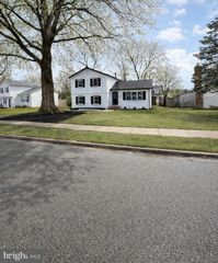 8300 HIGHLAND ST, Manassas, VA 20110