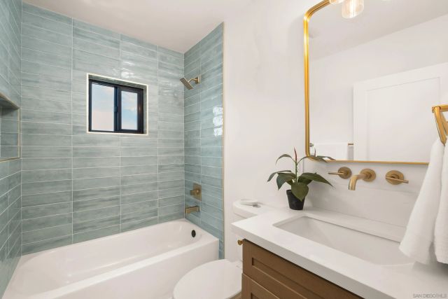 1529 Beryl St, San Diego, CA 92109