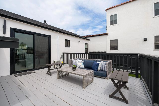 1529 Beryl St, San Diego, CA 92109