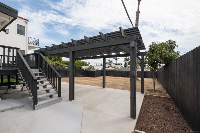 1529 Beryl St, San Diego, CA 92109