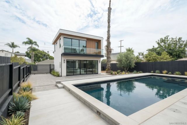 1529 Beryl St, San Diego, CA 92109