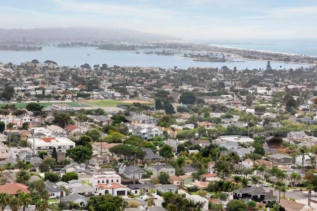 1529 Beryl St, San Diego, CA 92109