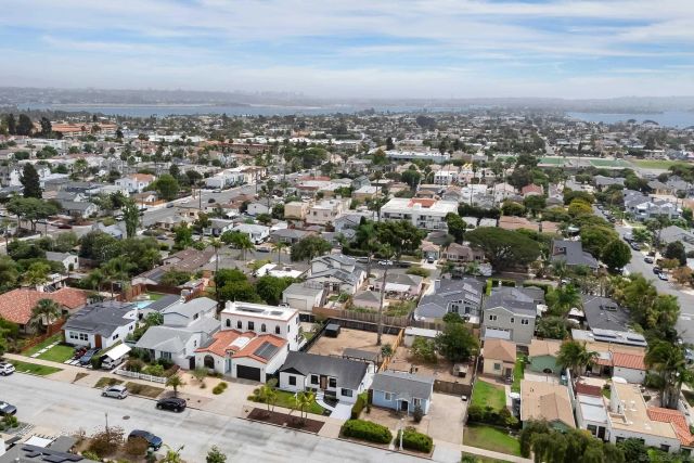 1529 Beryl St, San Diego, CA 92109