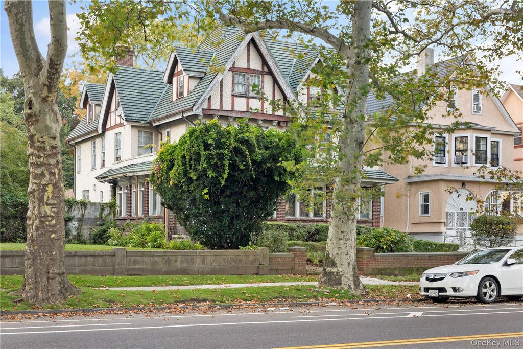 283 Highland Boulevard, Brooklyn, NY 11207 — photo 3