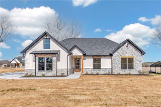 109 Old Fork School Rd Road, Townville, SC 29689