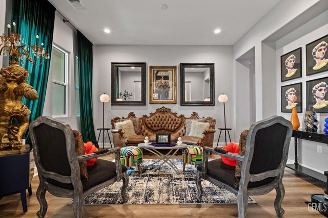 3300 Jardineire, Bakersfield, CA 93311