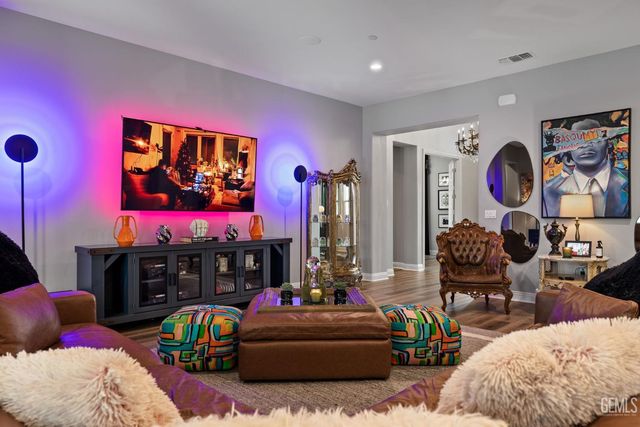 3300 Jardineire, Bakersfield, CA 93311