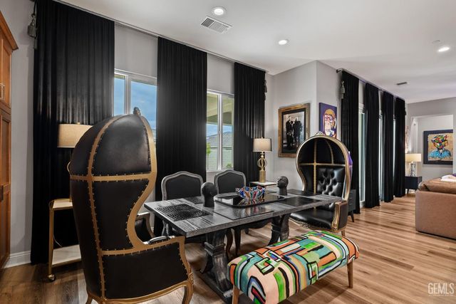 3300 Jardineire, Bakersfield, CA 93311