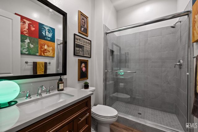 3300 Jardineire, Bakersfield, CA 93311