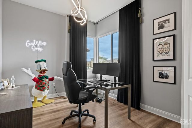 3300 Jardineire, Bakersfield, CA 93311