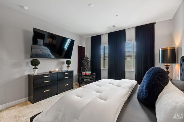 3300 Jardineire, Bakersfield, CA 93311