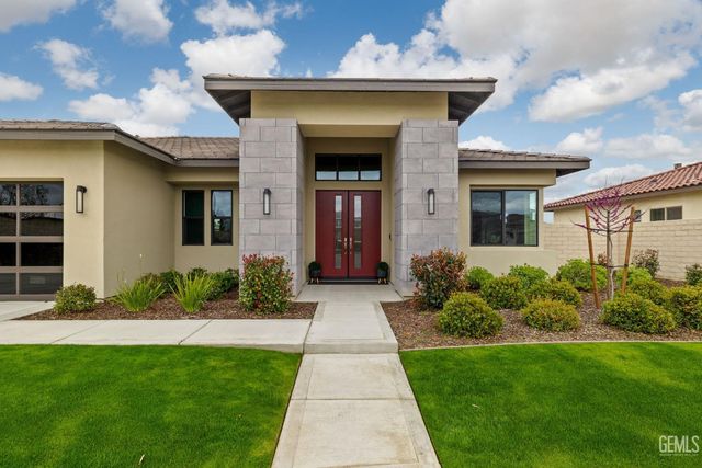 3300 Jardineire, Bakersfield, CA 93311