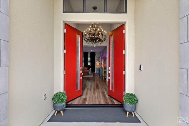 3300 Jardineire, Bakersfield, CA 93311