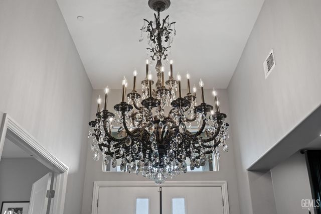 3300 Jardineire, Bakersfield, CA 93311