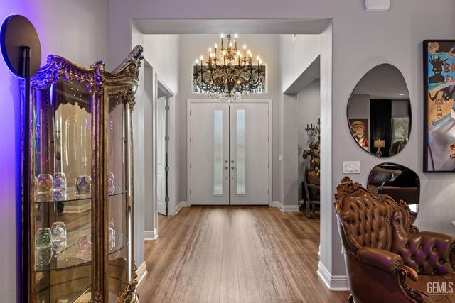 3300 Jardineire, Bakersfield, CA 93311