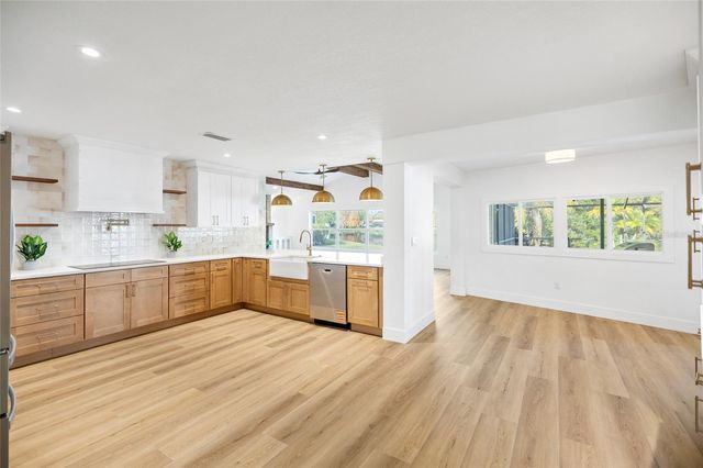 17917 CLEAR LAKE DRIVE, Lutz, FL 33548