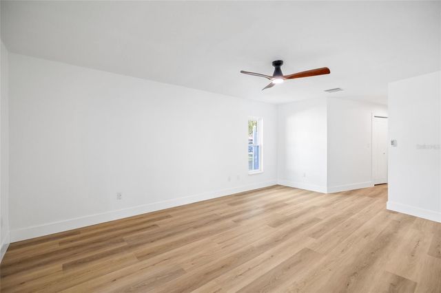 17917 CLEAR LAKE DRIVE, Lutz, FL 33548