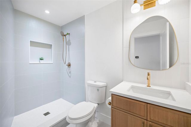 17917 CLEAR LAKE DRIVE, Lutz, FL 33548