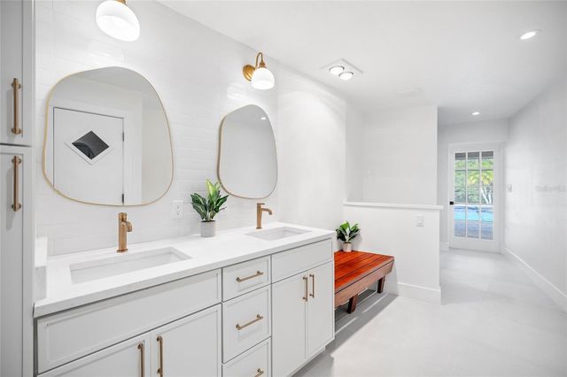 17917 CLEAR LAKE DRIVE, Lutz, FL 33548