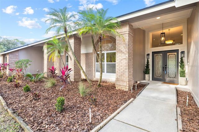 17917 CLEAR LAKE DRIVE, Lutz, FL 33548