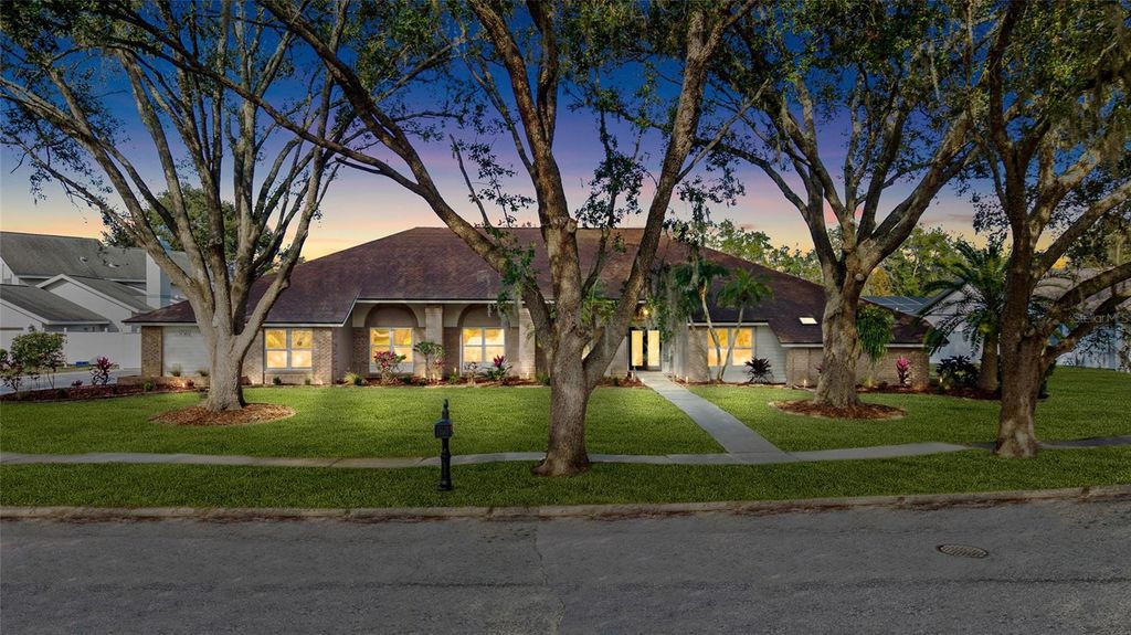 17917 CLEAR LAKE DRIVE, Lutz, FL 33548