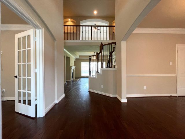 11902 Cedar Creek Drive, Pearland, TX 77584