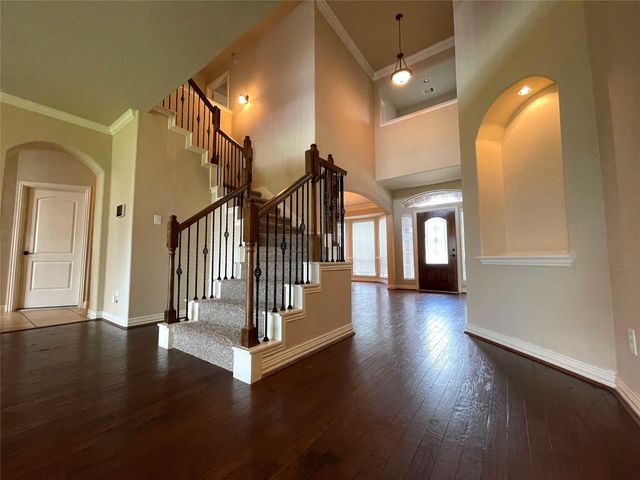 11902 Cedar Creek Drive, Pearland, TX 77584