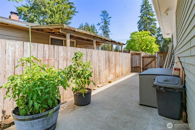 1815 Curtis Court SE, Lacey, WA 98503