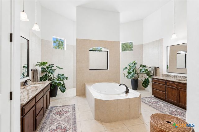 216 River Park Drive, New Braunfels, TX 78130