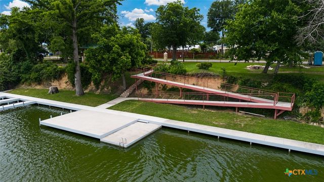 216 River Park Drive, New Braunfels, TX 78130