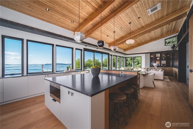 1017 California Lane SW, Seattle, WA 98116
