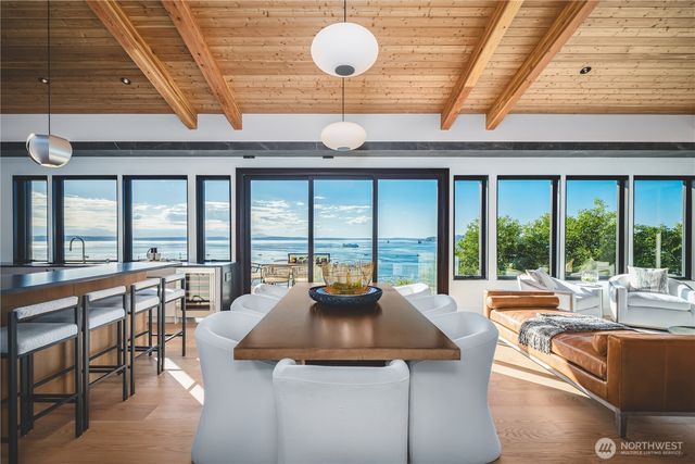 1017 California Lane SW, Seattle, WA 98116