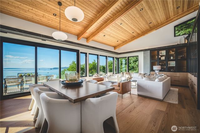 1017 California Lane SW, Seattle, WA 98116