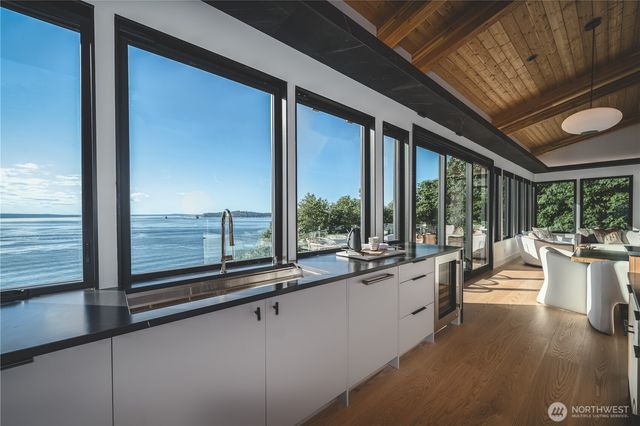 1017 California Lane SW, Seattle, WA 98116