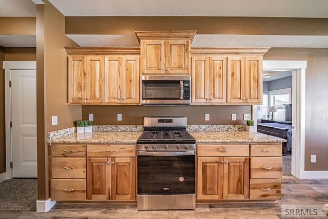 811 Harborside Loop, Blackfoot, ID 83221