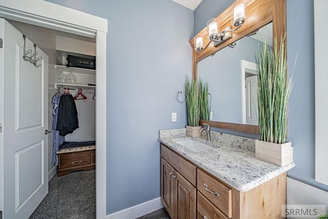 811 Harborside Loop, Blackfoot, ID 83221