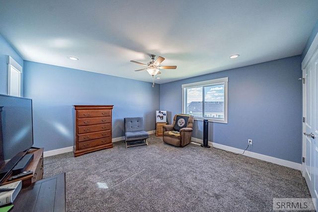 811 Harborside Loop, Blackfoot, ID 83221