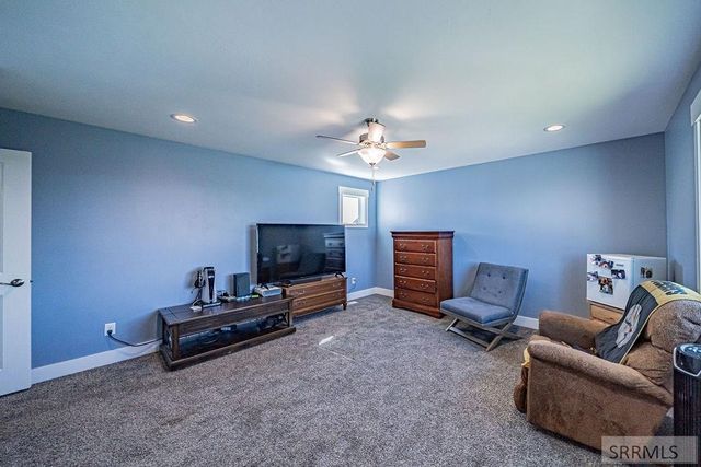 811 Harborside Loop, Blackfoot, ID 83221