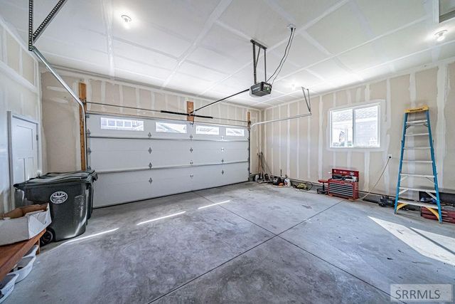 811 Harborside Loop, Blackfoot, ID 83221