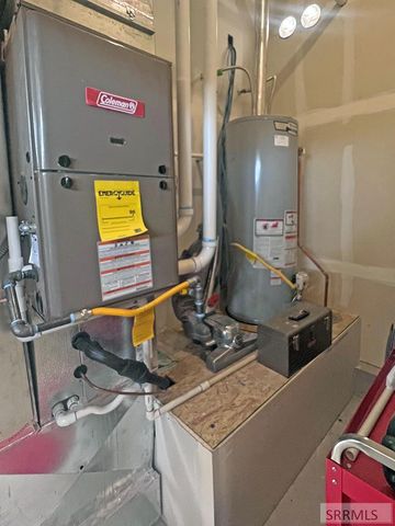 811 Harborside Loop, Blackfoot, ID 83221