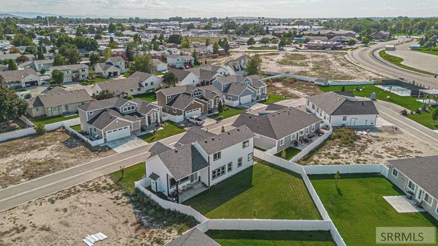 811 Harborside Loop, Blackfoot, ID 83221