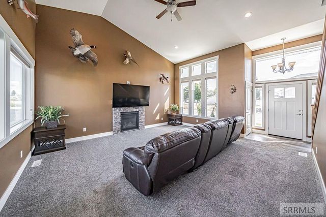 811 Harborside Loop, Blackfoot, ID 83221