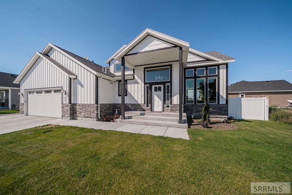 811 Harborside Loop, Blackfoot, ID 83221