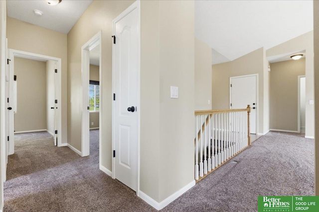 10907 S 25th Avenue, Bellevue, NE 68123