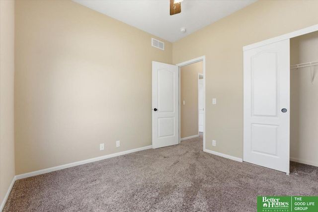 10907 S 25th Avenue, Bellevue, NE 68123